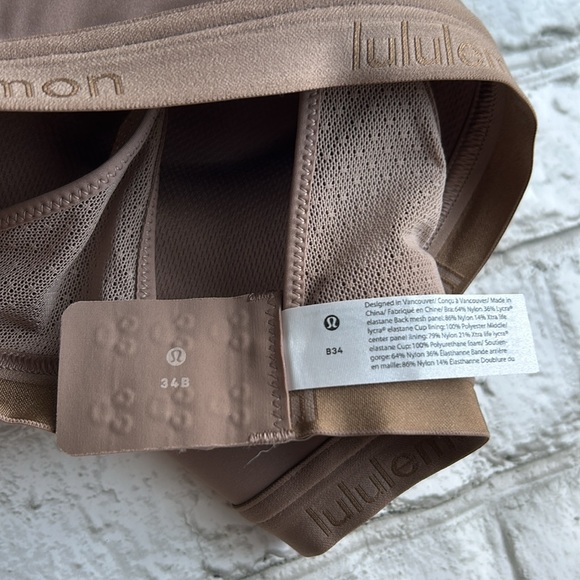 Lululemon Bra - Picture 6 of 7